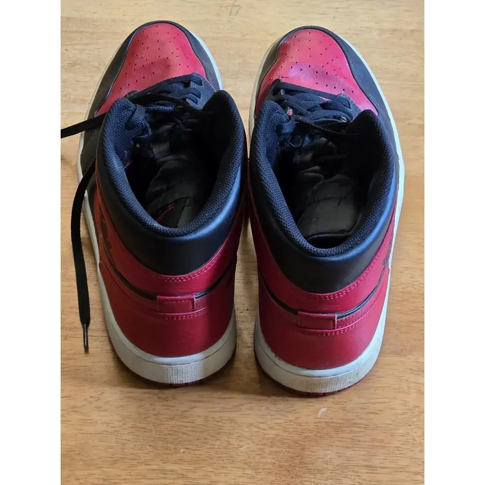 Air Jordan 1 Mid 